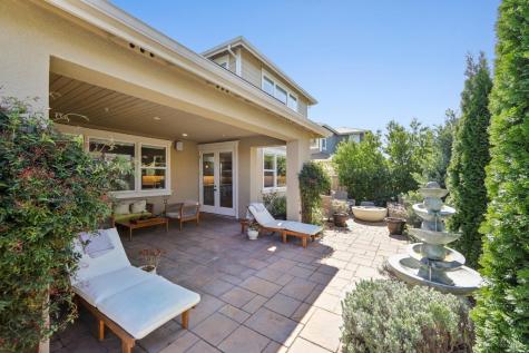 2453 Francisco Avenue Santa Rosa CA 95403