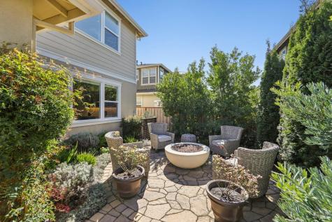 2453 Francisco Avenue Santa Rosa CA 95403