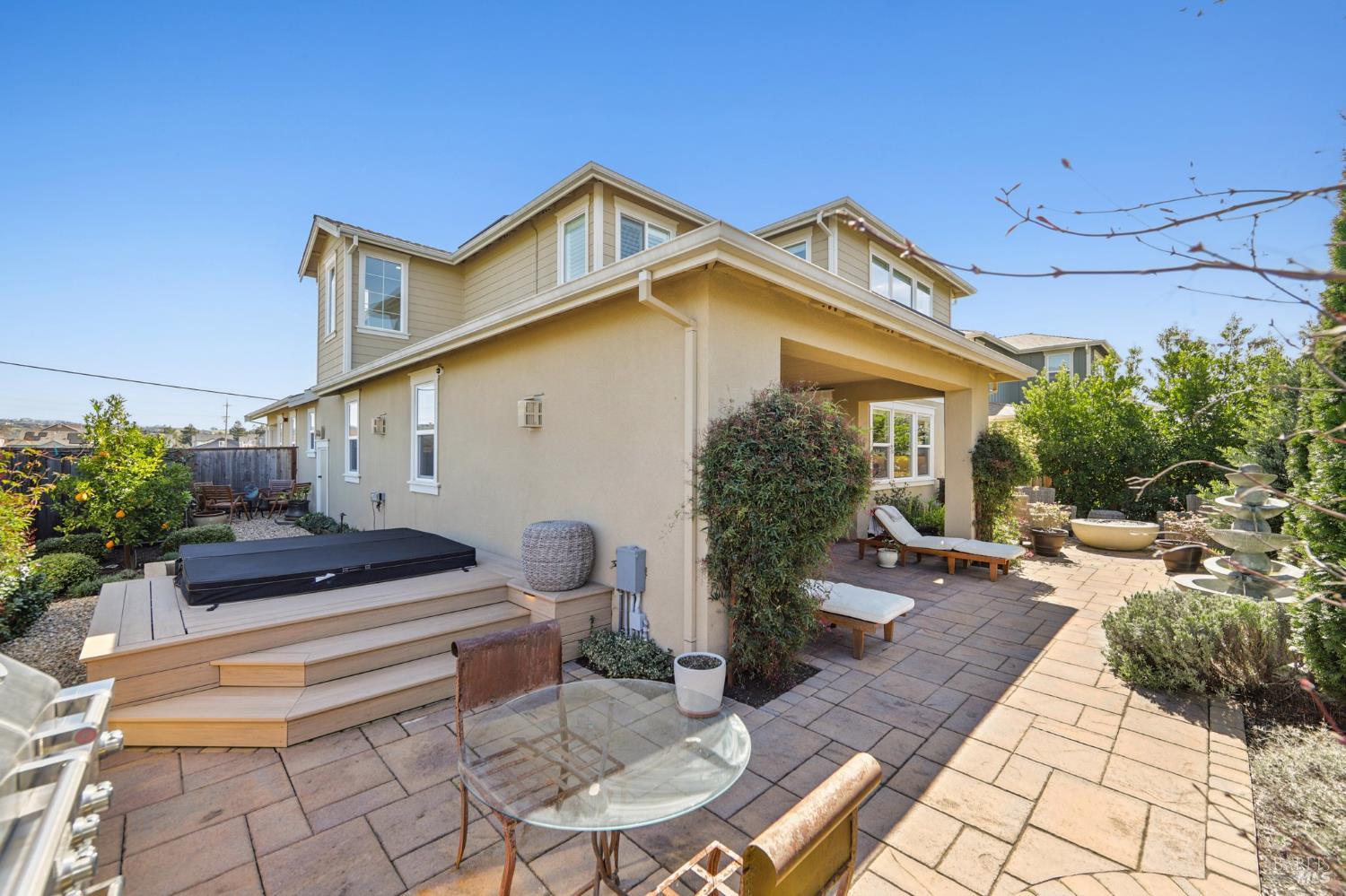 2453 Francisco Avenue Santa Rosa CA 95403