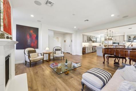 2453 Francisco Avenue Santa Rosa CA 95403