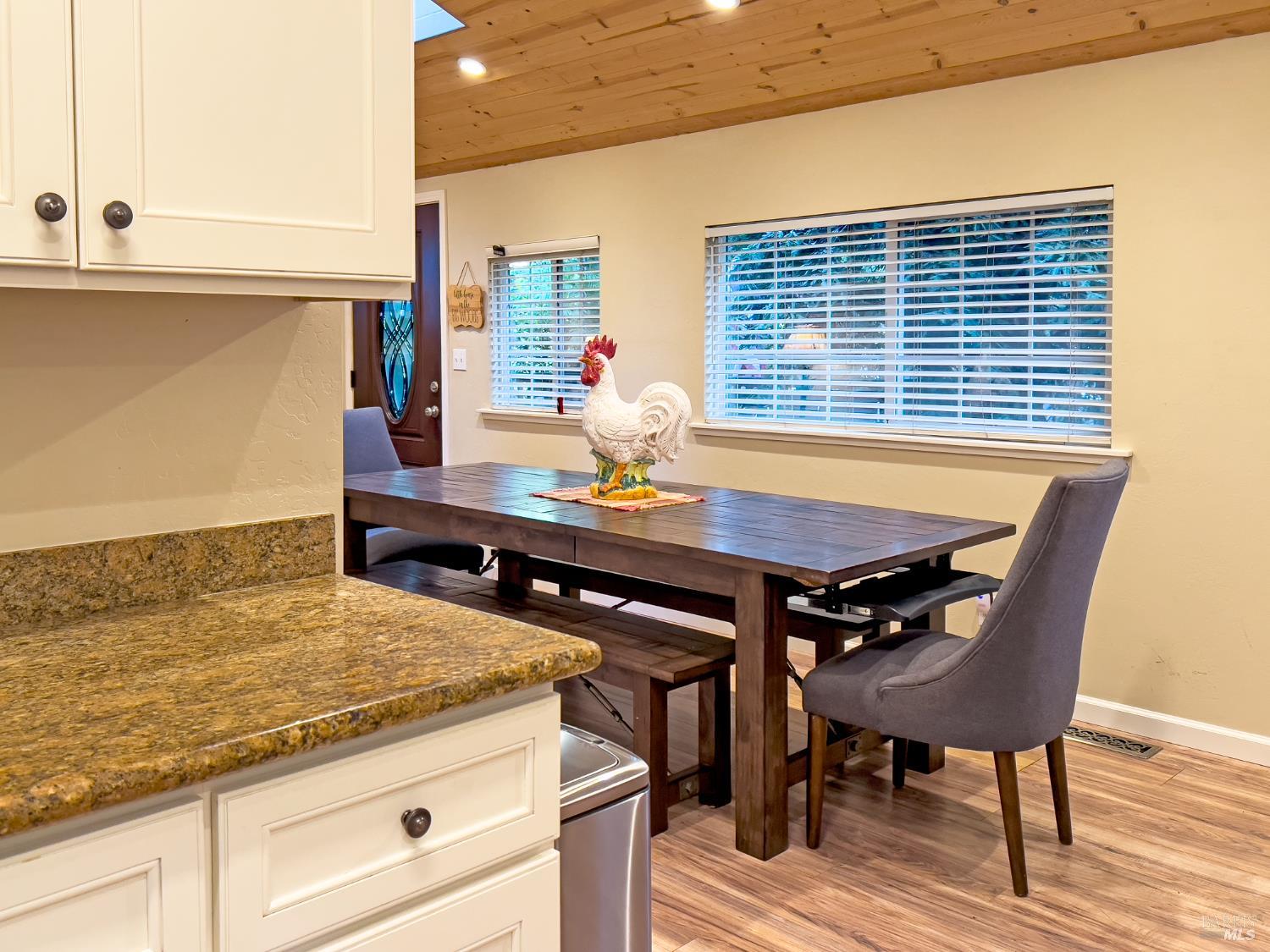 14707 Willow Road Rio Nido CA 95471
