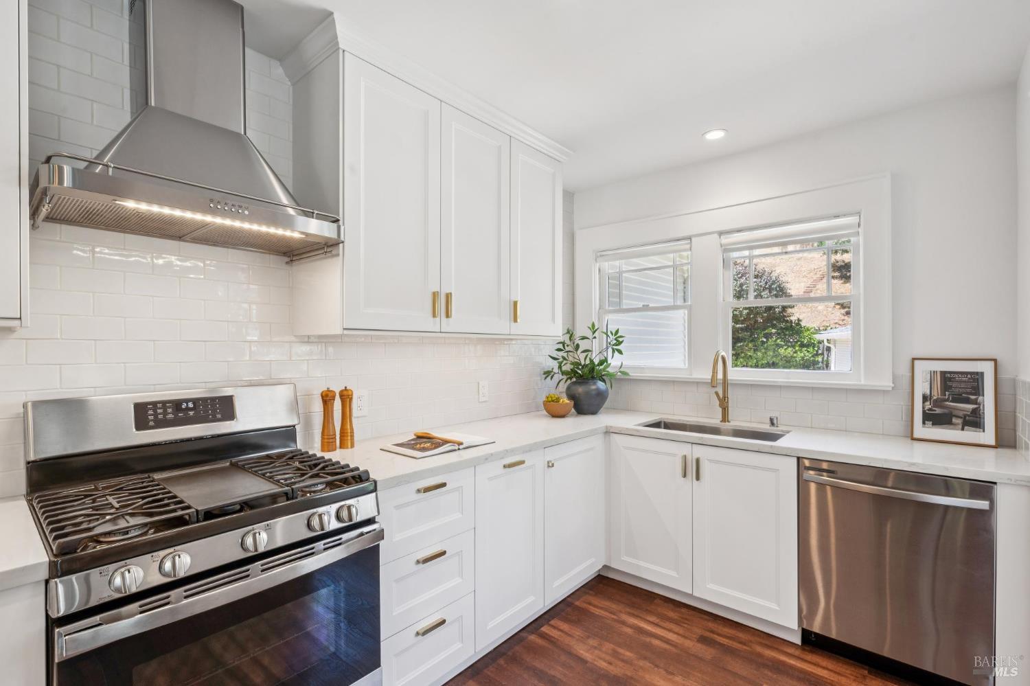 20 Cypress Drive Fairfax CA 94930