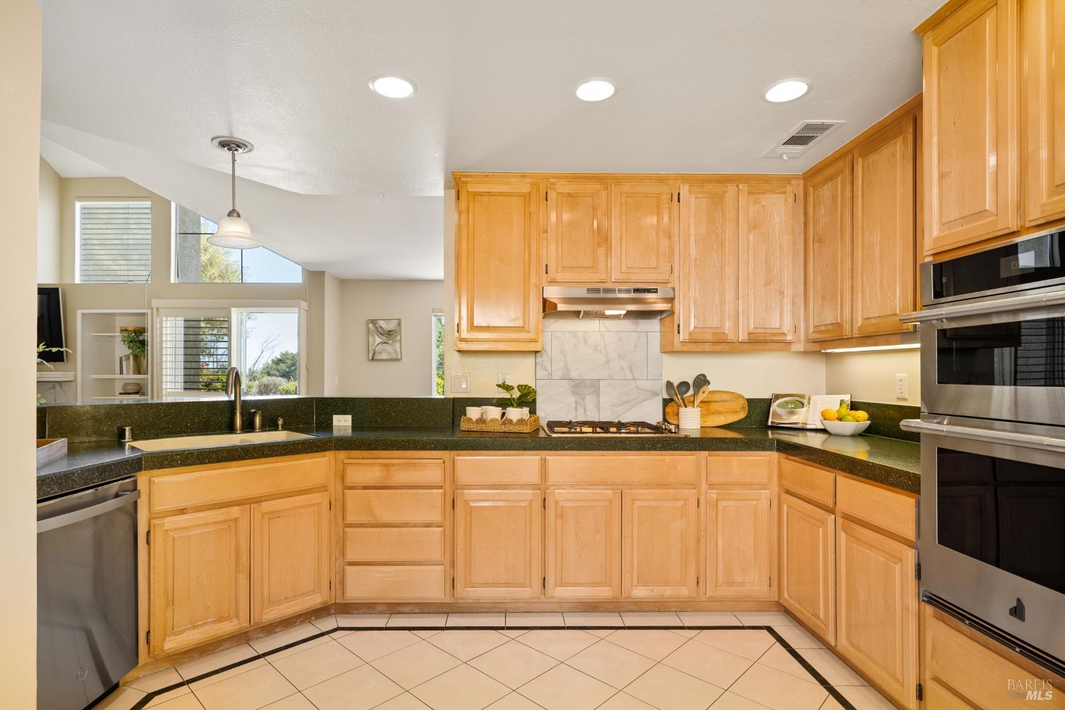 2832 Calle De Cordoba Fairfield CA 94534