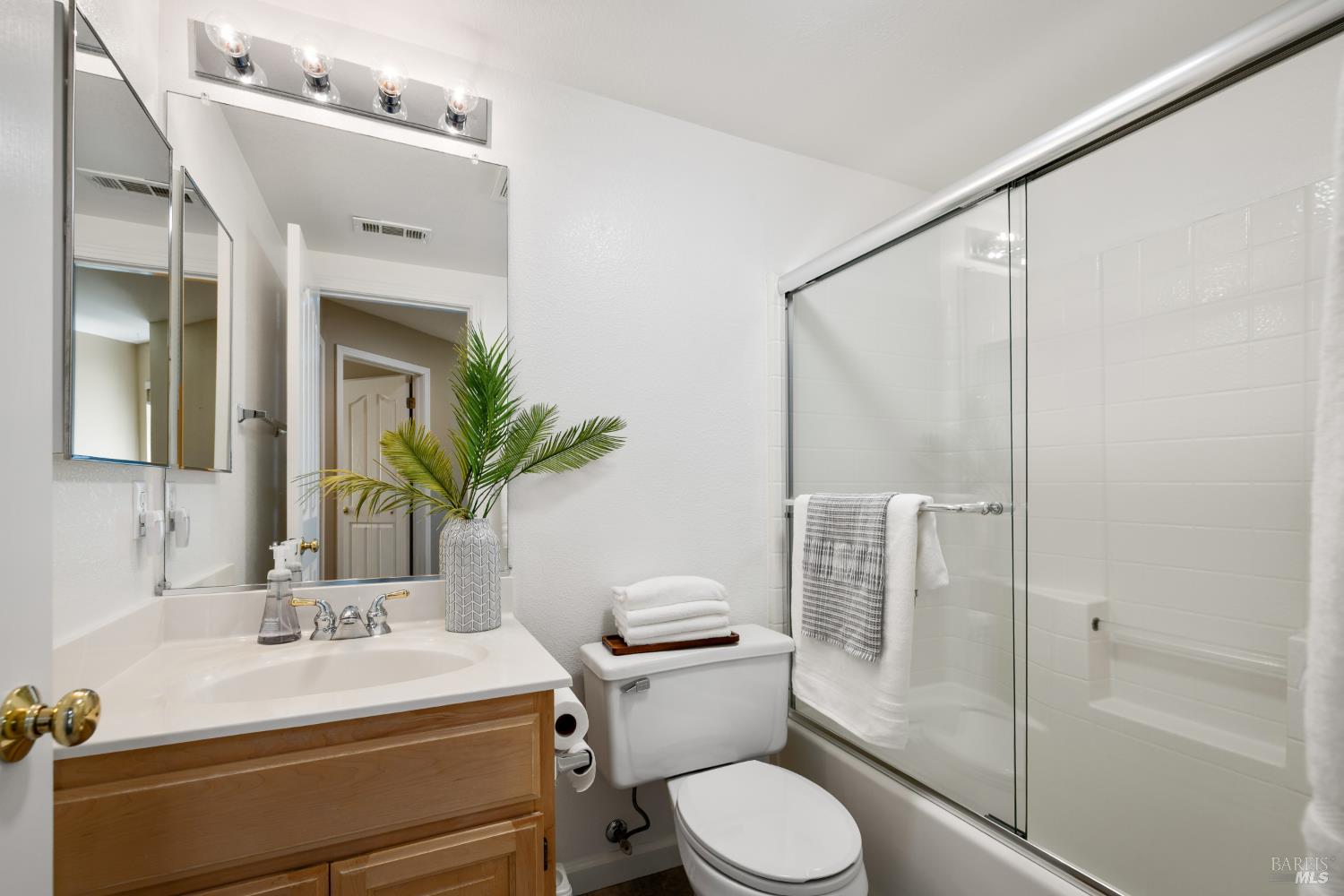 2832 Calle De Cordoba Fairfield CA 94534