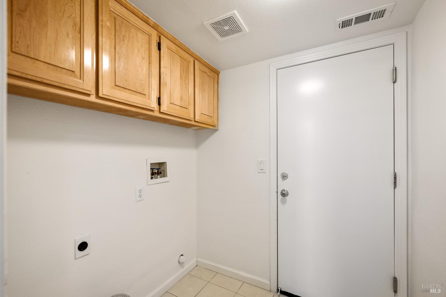 2832 Calle De Cordoba Fairfield CA 94534