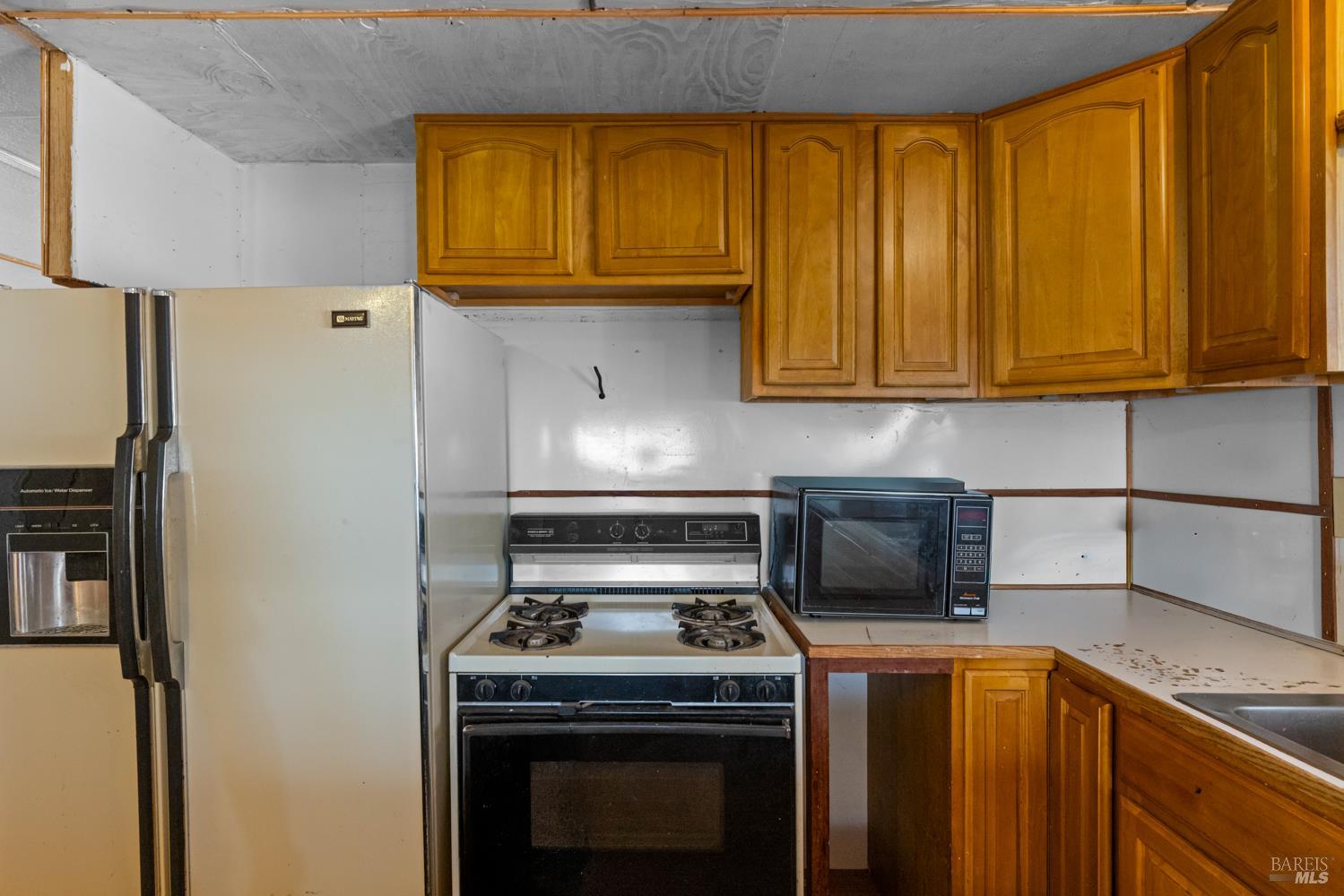 8320 Sulpher Creek Road Loch Lomond CA 95461