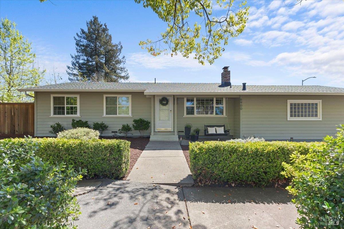 6900 Montecito Boulevard Santa Rosa CA 95409