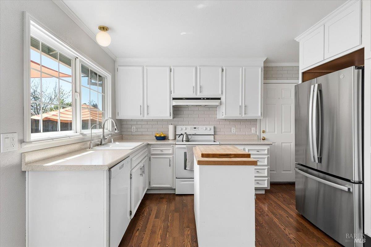 6900 Montecito Boulevard Santa Rosa CA 95409