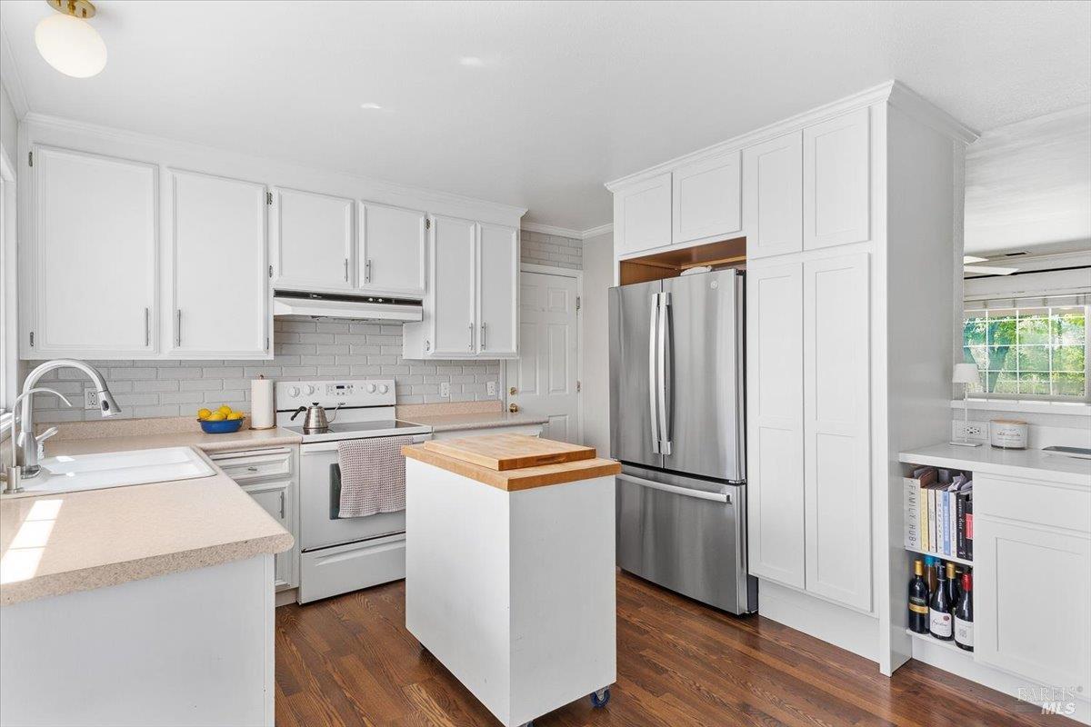 6900 Montecito Boulevard Santa Rosa CA 95409