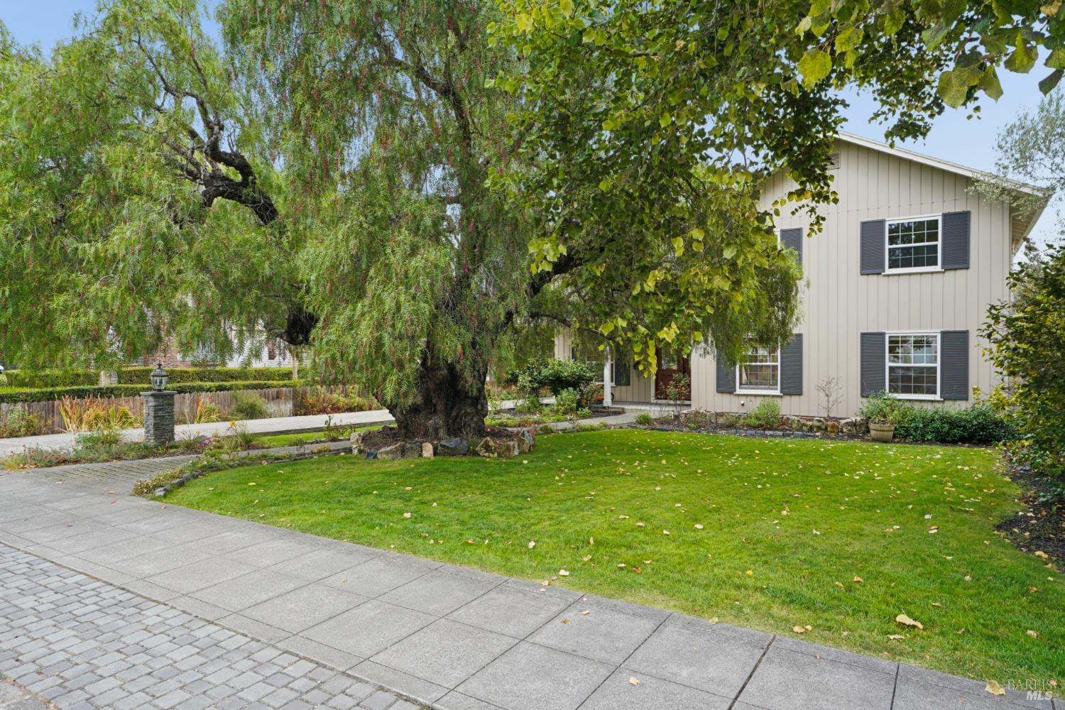 811 D Street Petaluma CA 94952