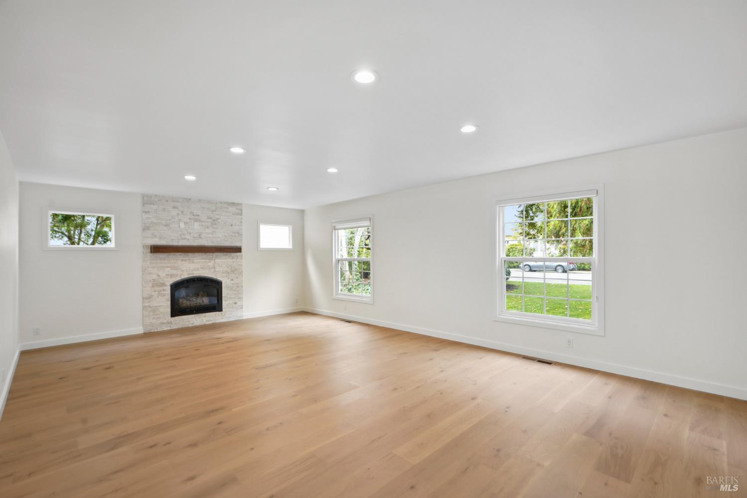 811 D Street Petaluma CA 94952