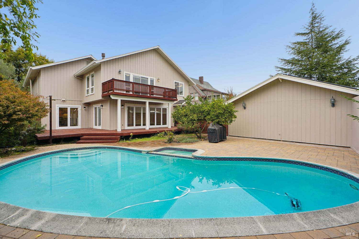 811 D Street Petaluma CA 94952
