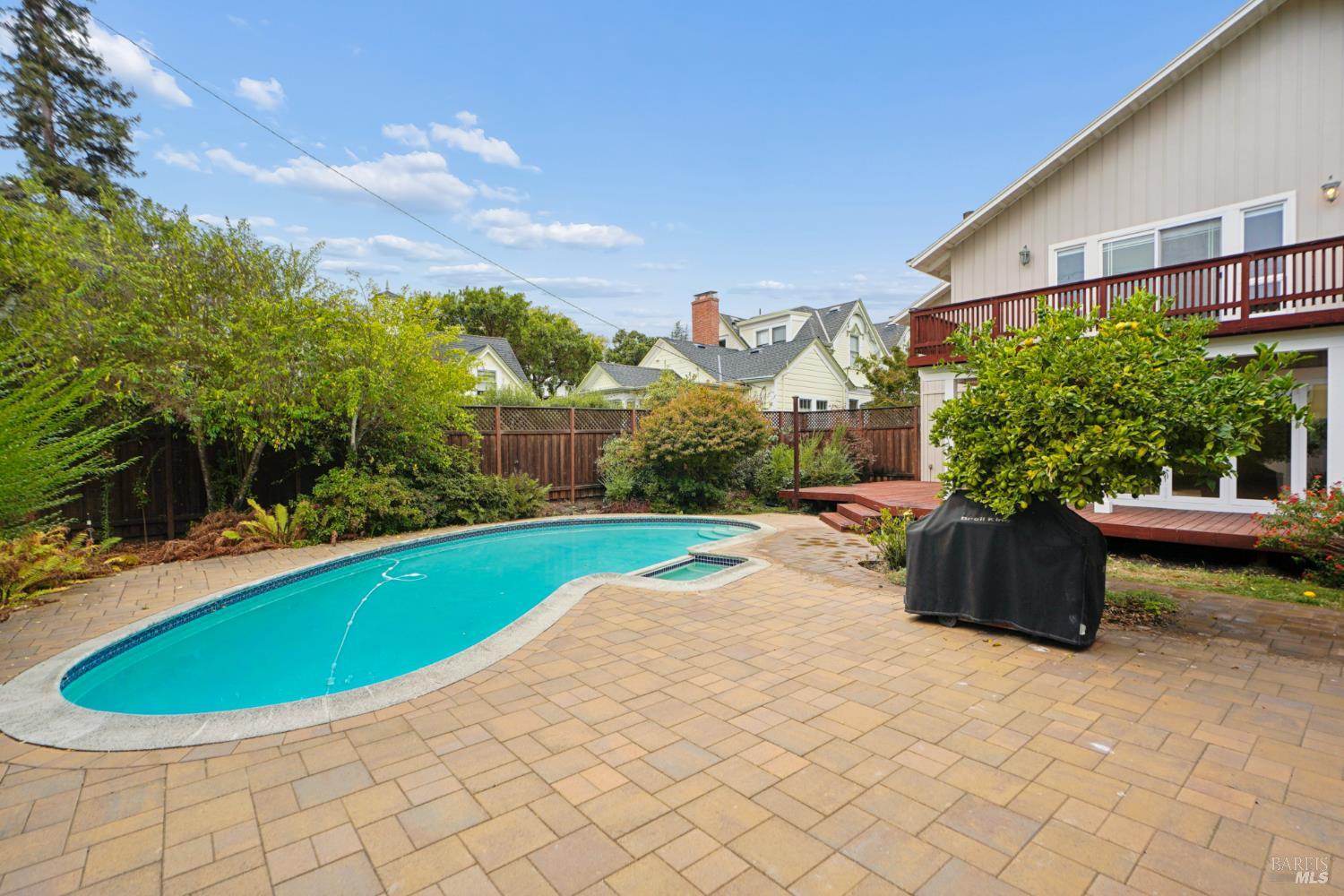 811 D Street Petaluma CA 94952