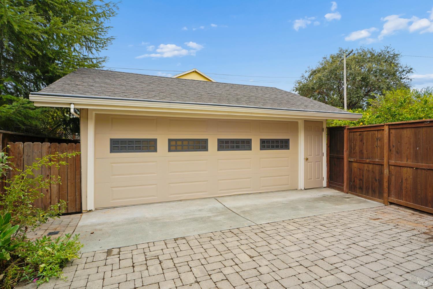 811 D Street Petaluma CA 94952