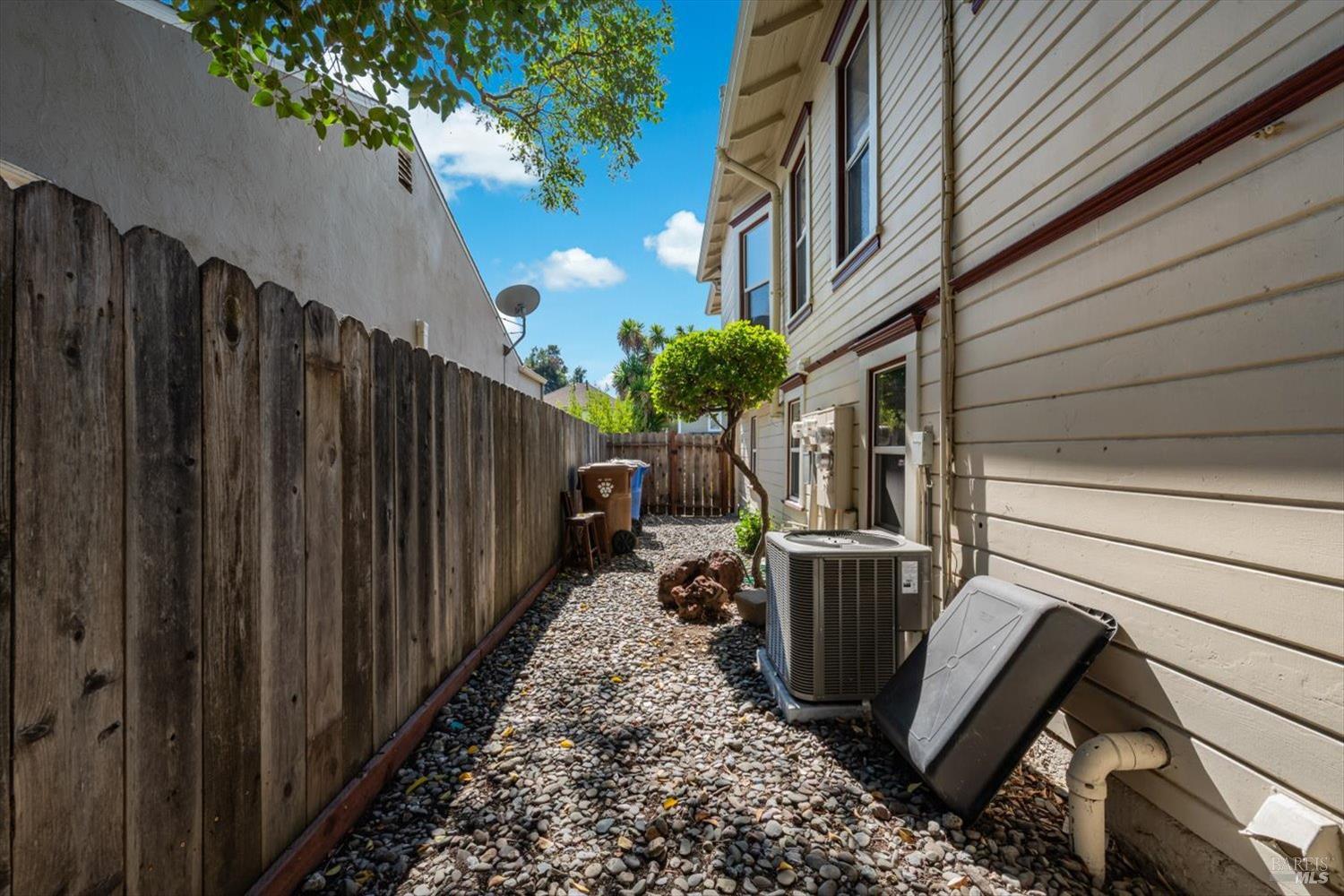 2330 2nd Street Napa CA 94559