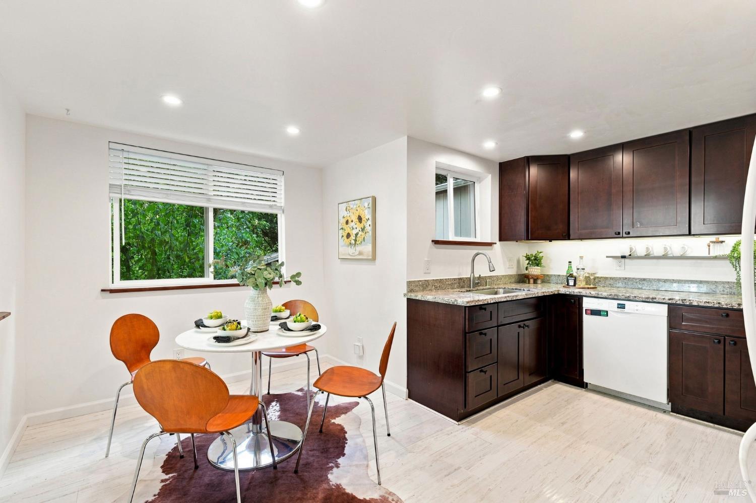 11098 Dell Avenue Forestville CA 95436