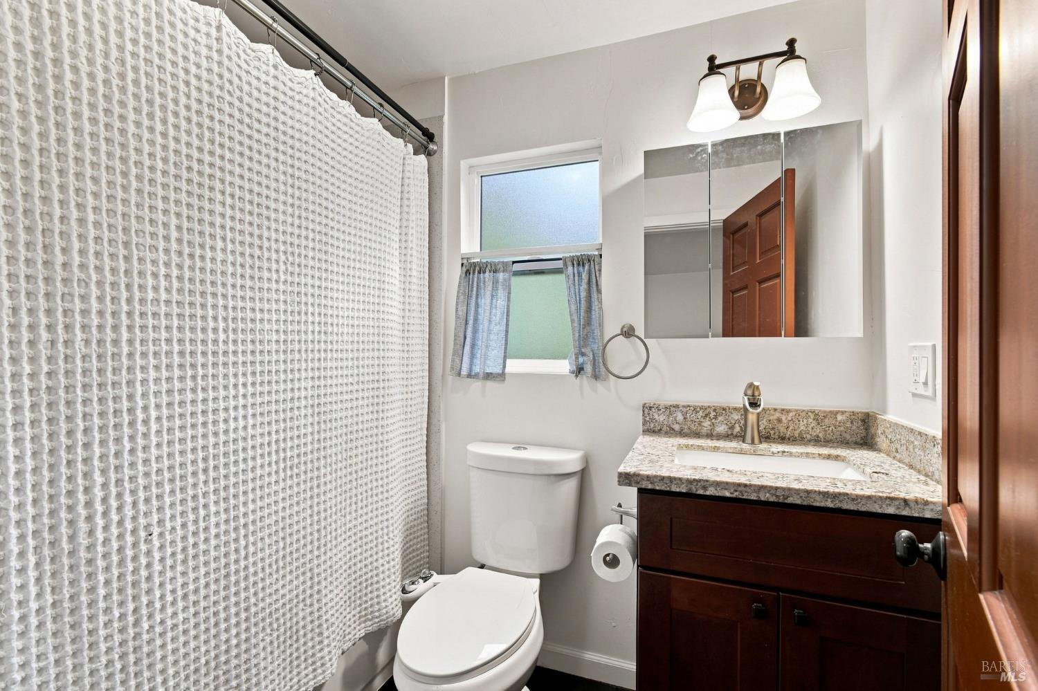 11098 Dell Avenue Forestville CA 95436