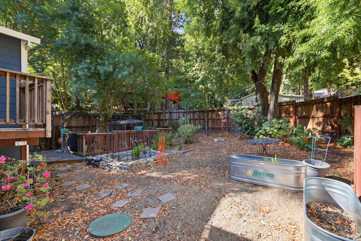 11098 Dell Avenue Forestville CA 95436