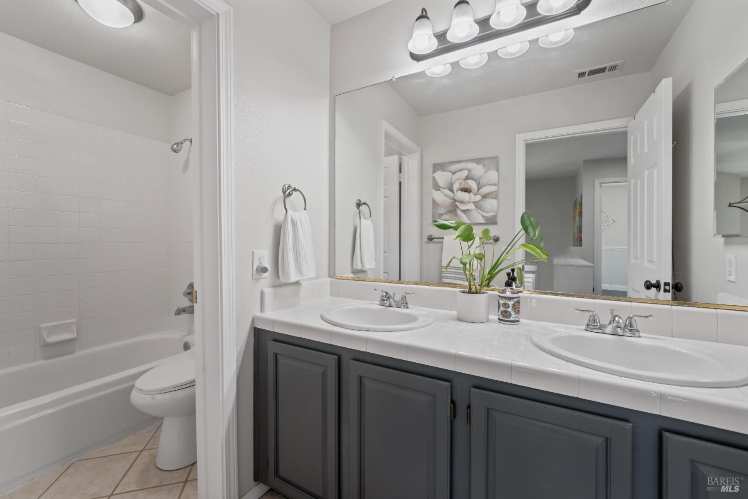 406 Rolling Oak Drive Vacaville CA 95688