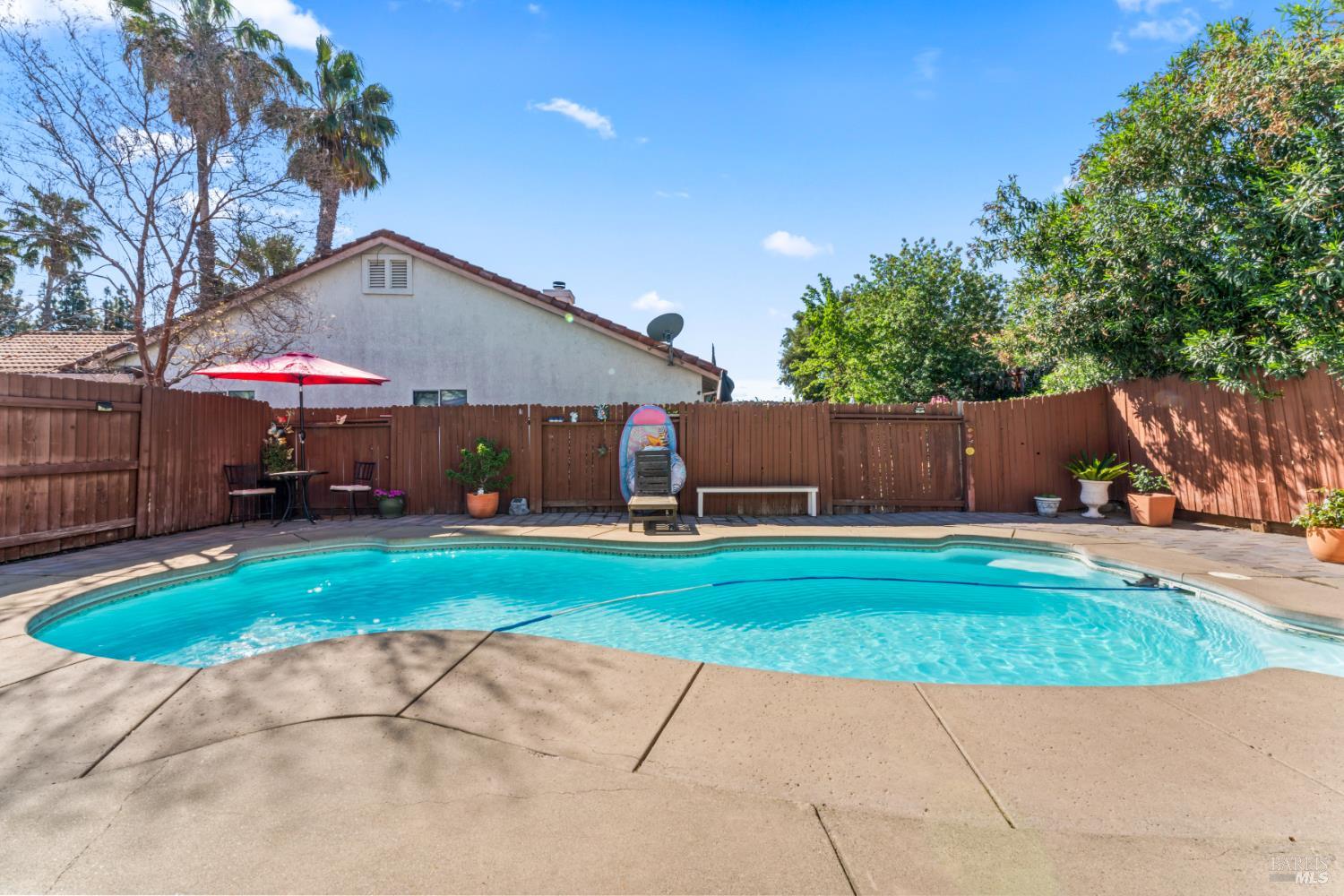 406 Rolling Oak Drive Vacaville CA 95688