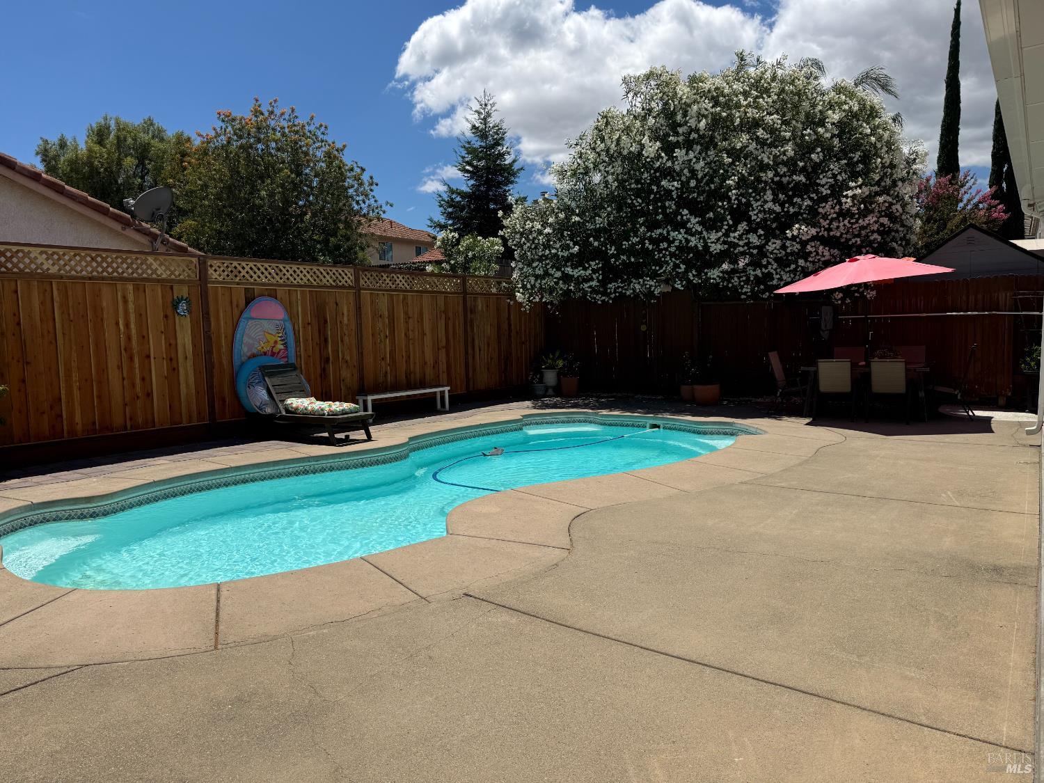 406 Rolling Oak Drive Vacaville CA 95688