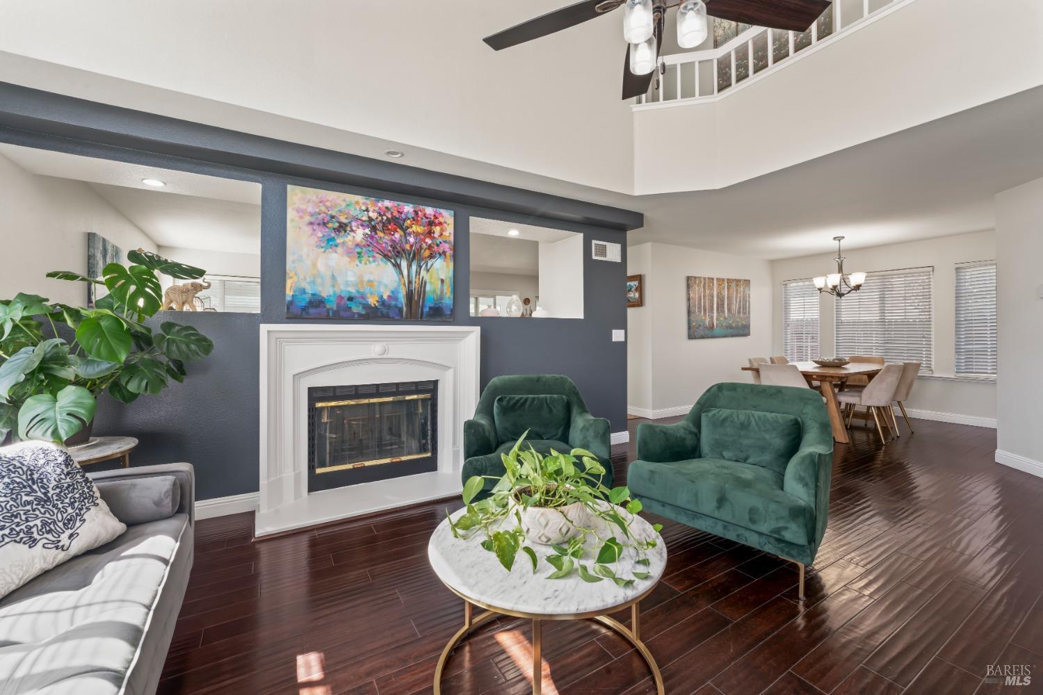 406 Rolling Oak Drive Vacaville CA 95688