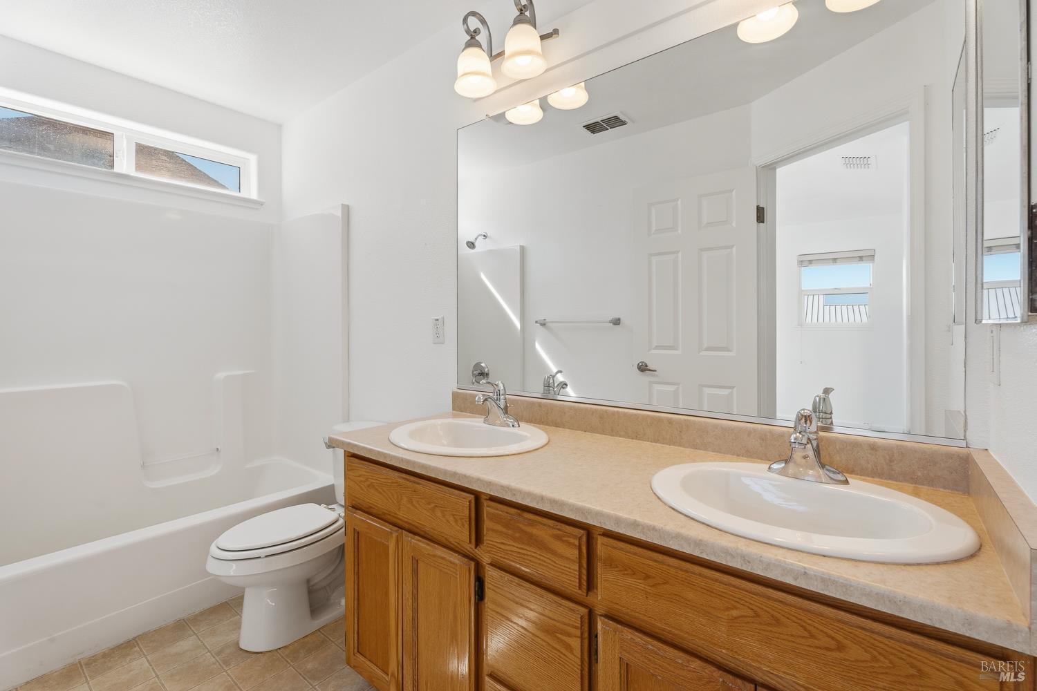 1030 Cottage Lane Ukiah CA 95482