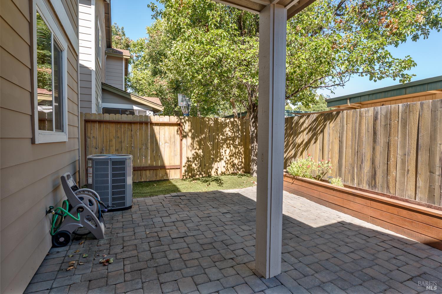 1030 Cottage Lane Ukiah CA 95482
