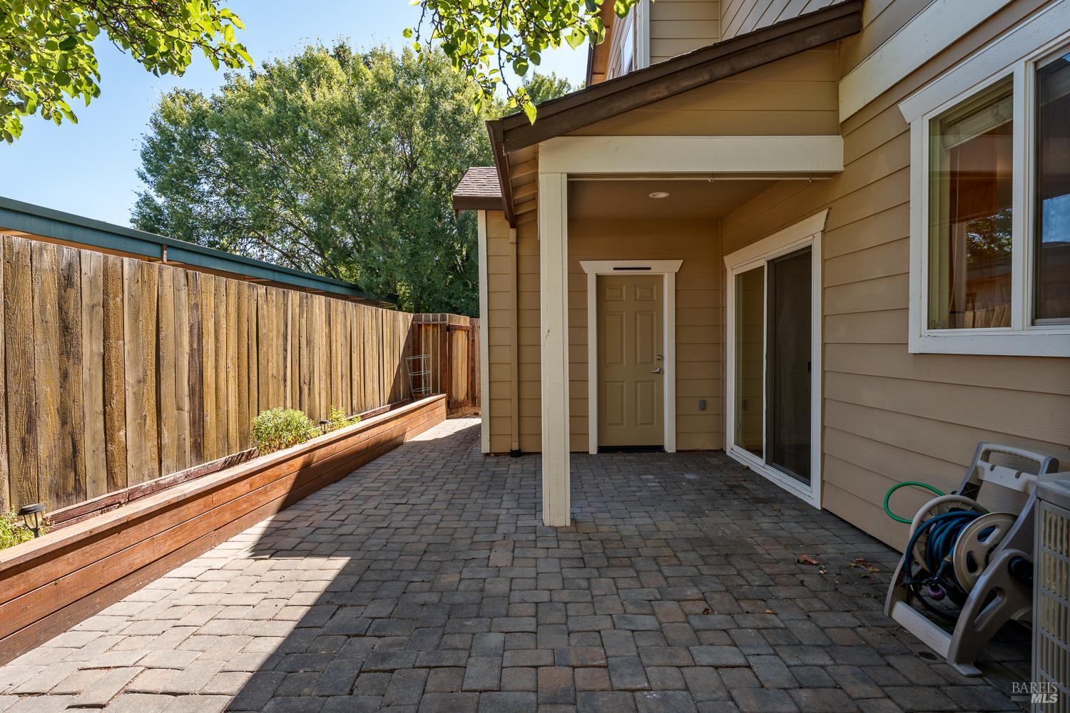 1030 Cottage Lane Ukiah CA 95482