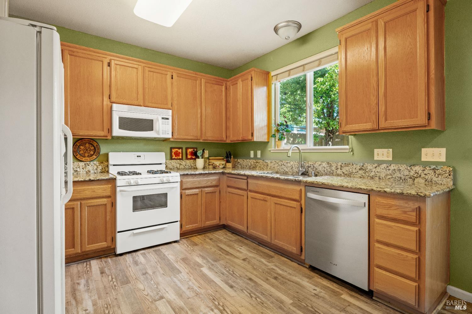 1030 Cottage Lane Ukiah CA 95482