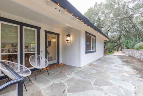 695 Chiquita Road Healdsburg CA 95448