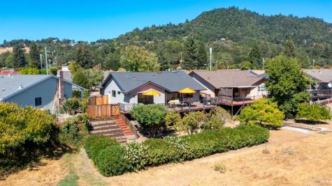 1306 Pinon Drive Healdsburg CA 95448