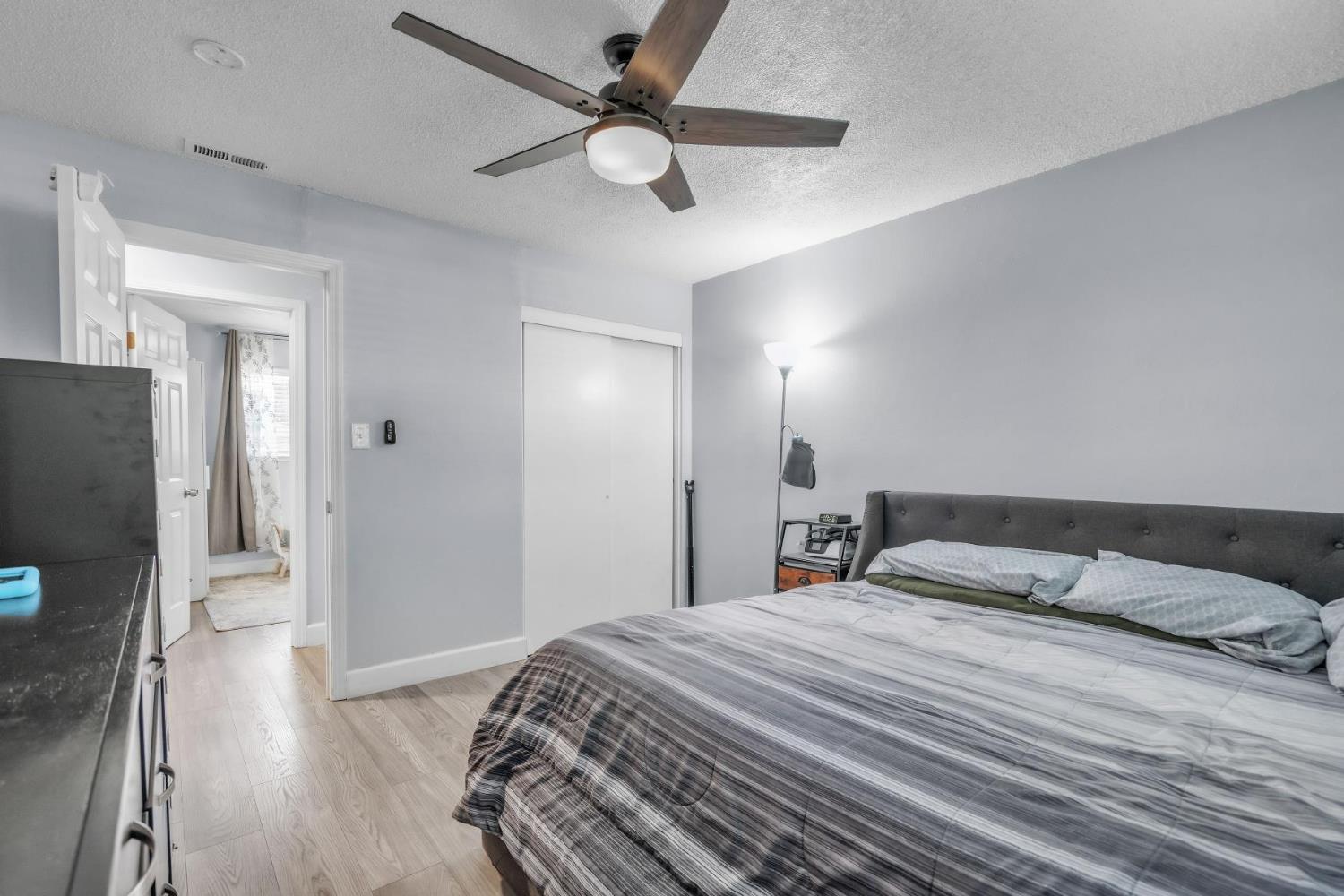 6133 Glenbrook Stockton CA 94702