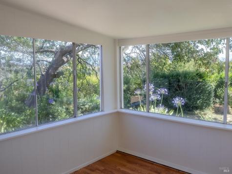 5718 Henning Road Sebastopol CA 95472