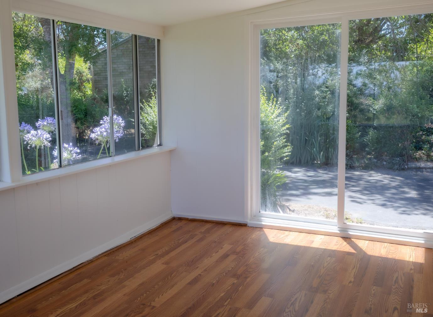 5718 Henning Road Sebastopol CA 95472