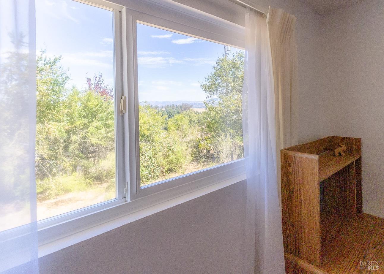 5718 Henning Road Sebastopol CA 95472