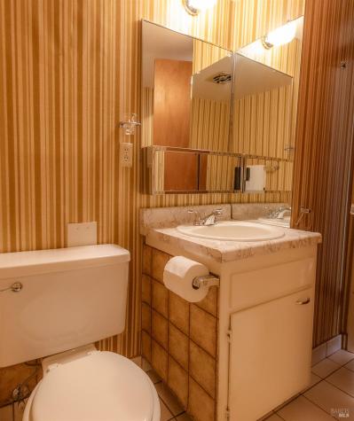 5718 Henning Road Sebastopol CA 95472