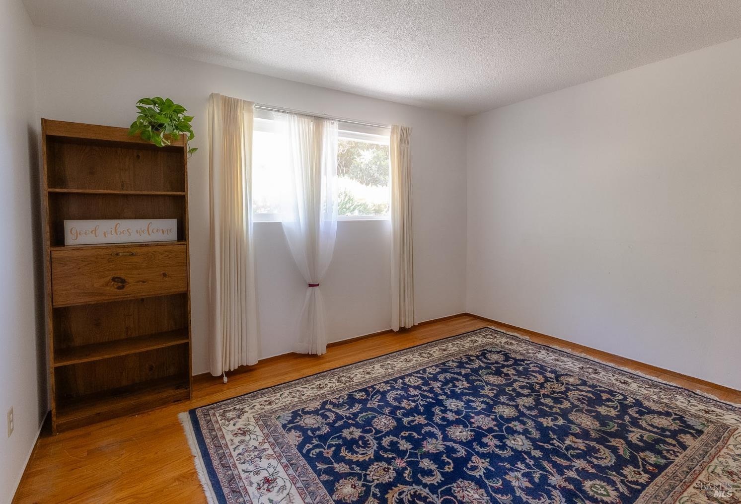5718 Henning Road Sebastopol CA 95472