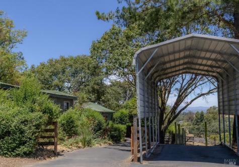5718 Henning Road Sebastopol CA 95472