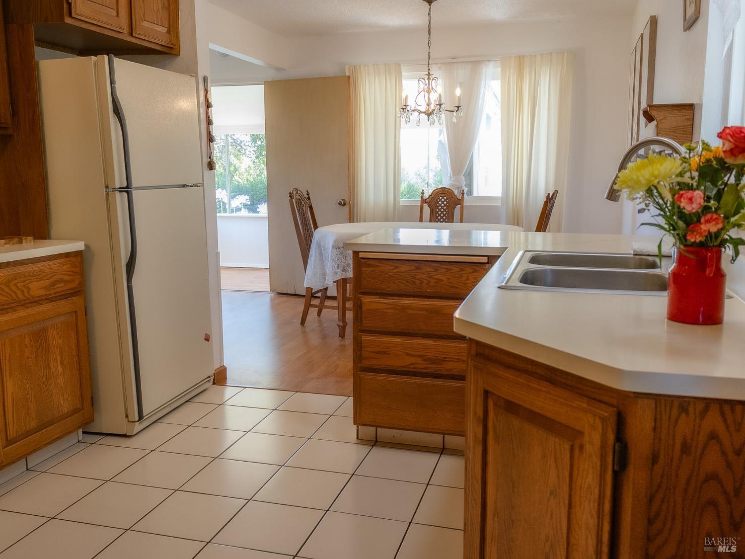 5718 Henning Road Sebastopol CA 95472
