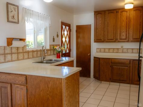 5718 Henning Road Sebastopol CA 95472