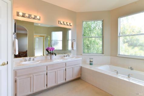 318 Schiappino Street Santa Rosa CA 95409