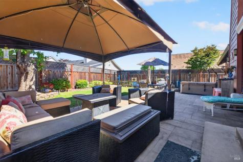 1204 Rincon Meadows Court Santa Rosa CA 95409