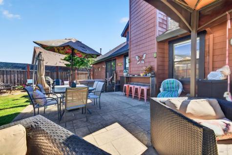 1204 Rincon Meadows Court Santa Rosa CA 95409