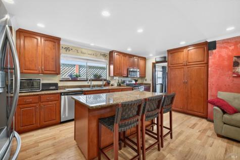 1204 Rincon Meadows Court Santa Rosa CA 95409