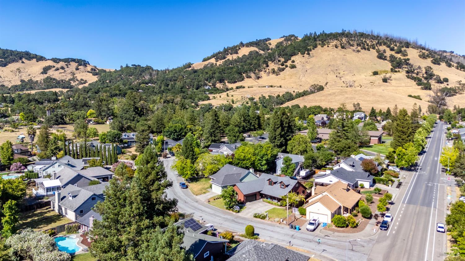 1204 Rincon Meadows Court Santa Rosa CA 95409