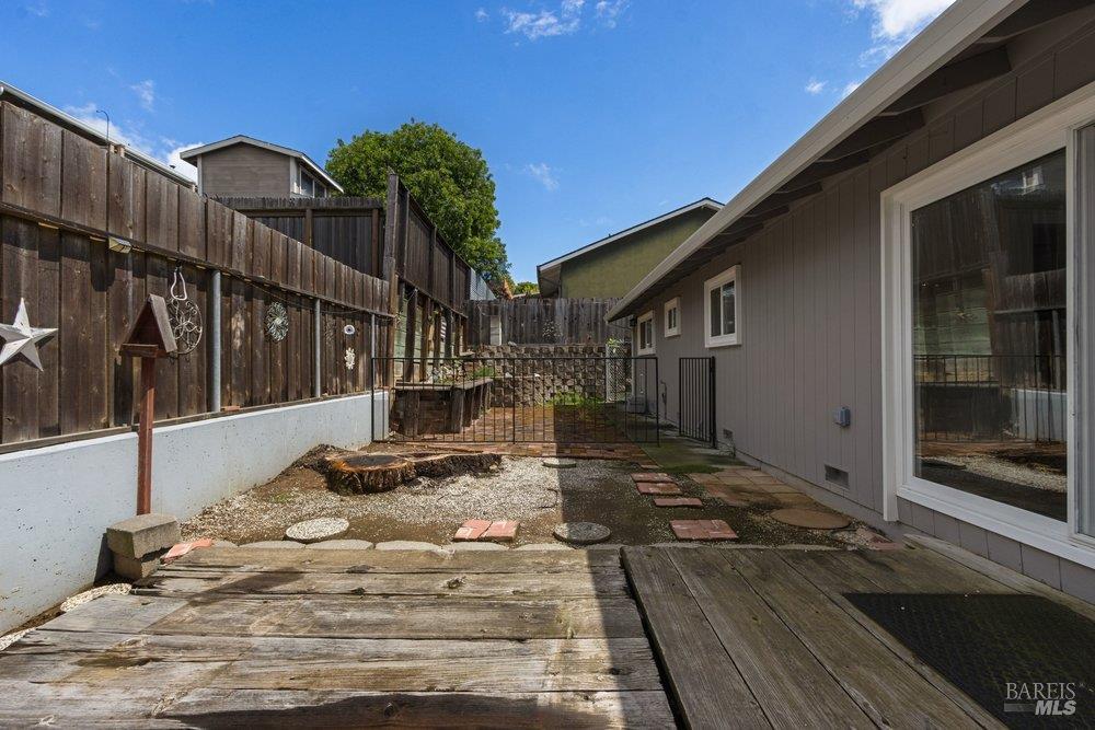 455 W M Street Benicia CA 94510