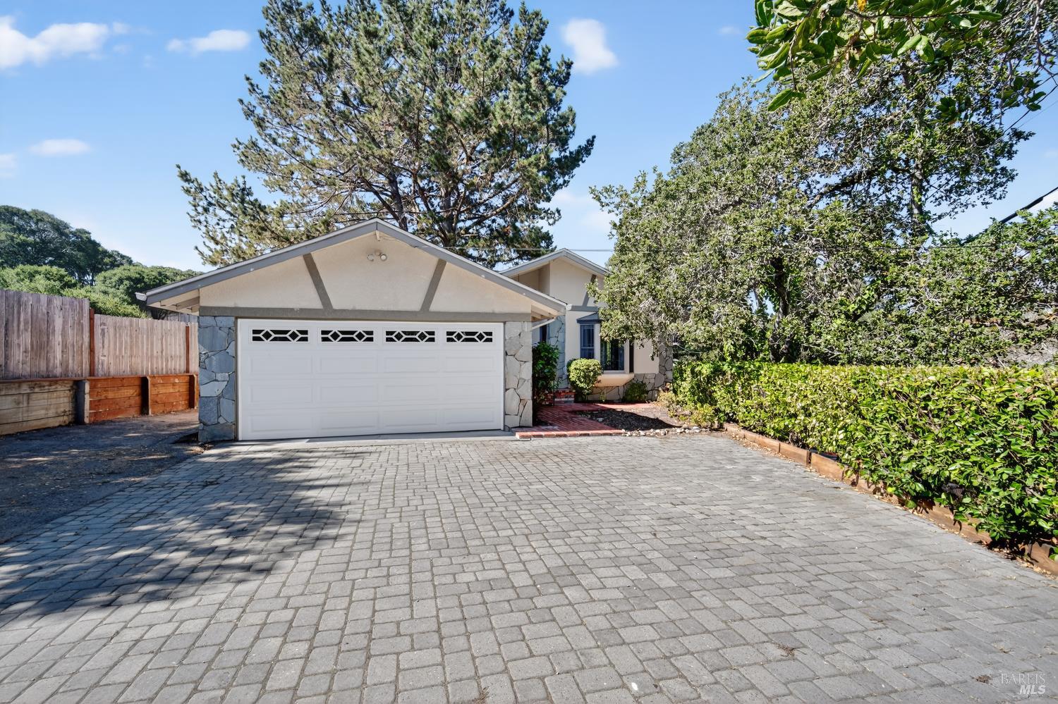 411 Cherry Street Petaluma CA 94952