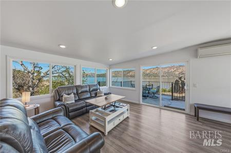 10560 North Drive Clearlake CA 95422