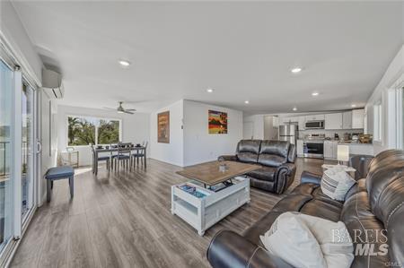 10560 North Drive Clearlake CA 95422
